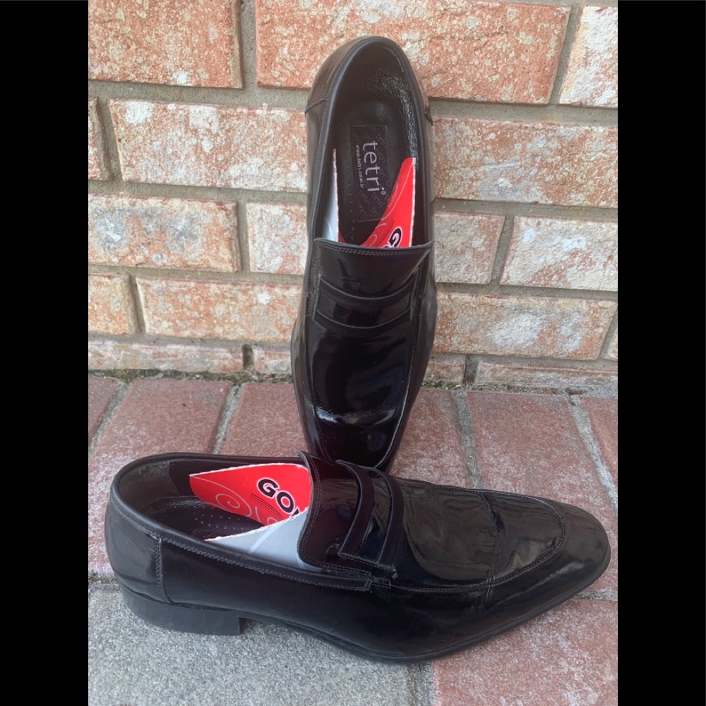 Man men European patent leather shiny dressy shoe 
Size 39 Turkey Greece slim